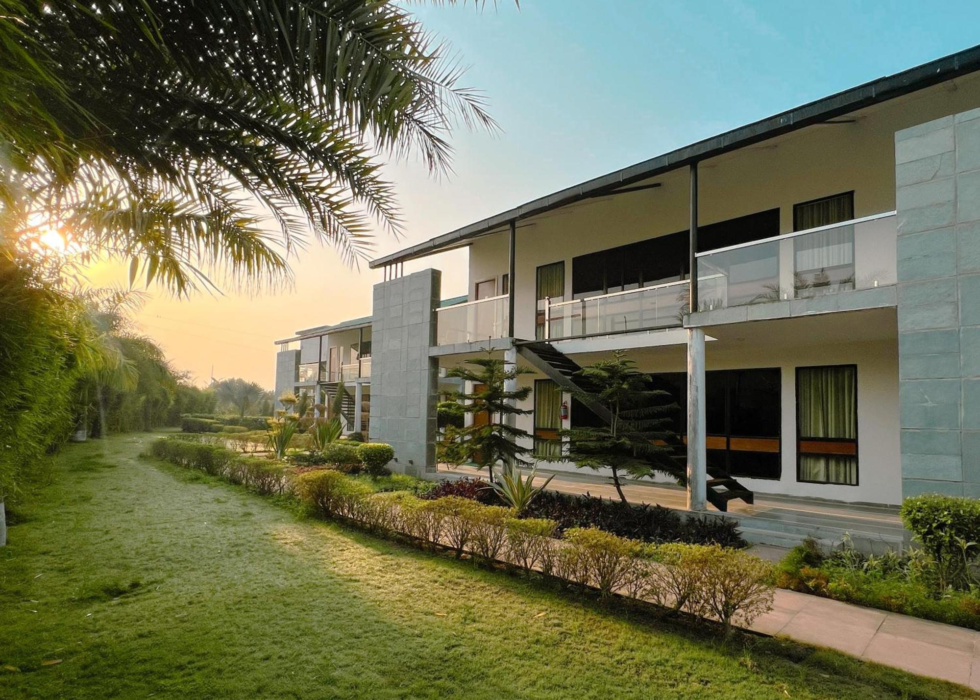 The Cloyster Resort And Spa Ramnagar  Dış mekan fotoğraf